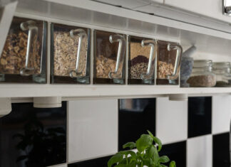 เจาะลึกราคา Tupperware: คุ้มค่าหรือไม่ในภาชนะพลาสติกคุณภาพสูง?