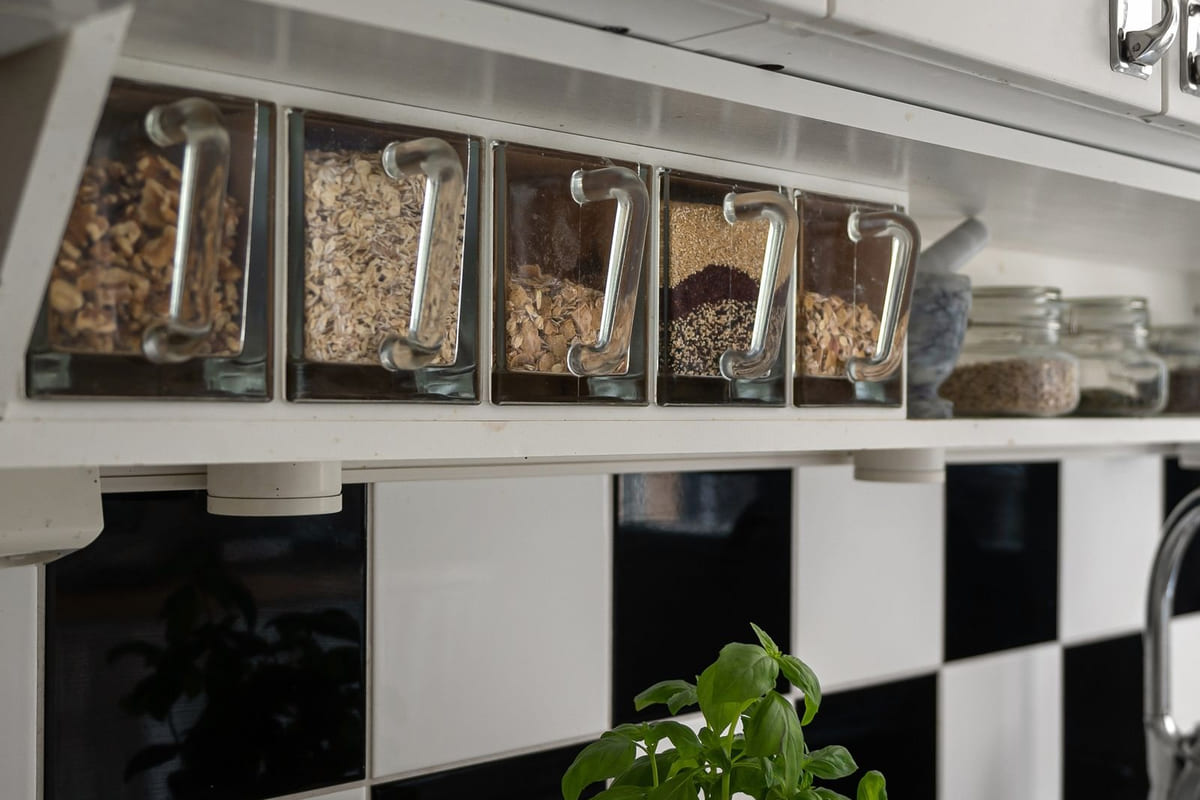 เจาะลึกราคา Tupperware: คุ้มค่าหรือไม่ในภาชนะพลาสติกคุณภาพสูง?