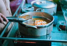 พรีฮีตหม้อทอดไร้น้ำมัน: เรื่องจริงที่ร้านดังไม่บอก กับสิ่งที่คุณเข้าใจผิด พรีฮีตหม้อทอดไร้น้ำมัน: เรื่องจริงที่ร้านดังไม่บอก กับสิ่งที่คุณเข้าใจผิด